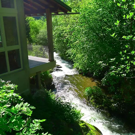 La Maison Entre Deux Rivieres The River Mountain House - Nohedes