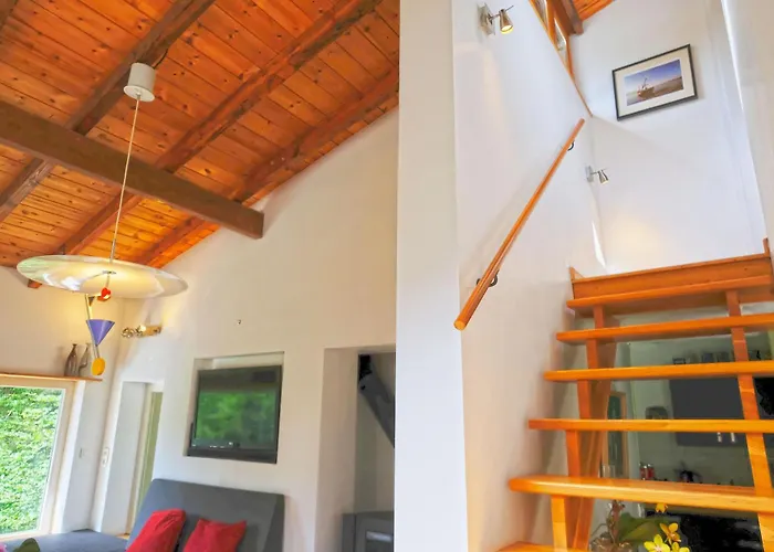 La Maison Entre Deux Rivieres The River Mountain House -
